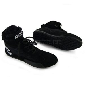 Saapad RRS Hobby, Must